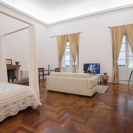 Residenze Al Castello Hotel กาญารี ภายนอก รูปภาพ
